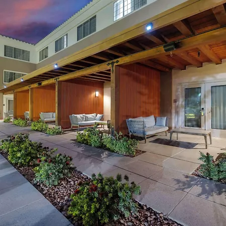 Aiden By Best Western Scottsdale North