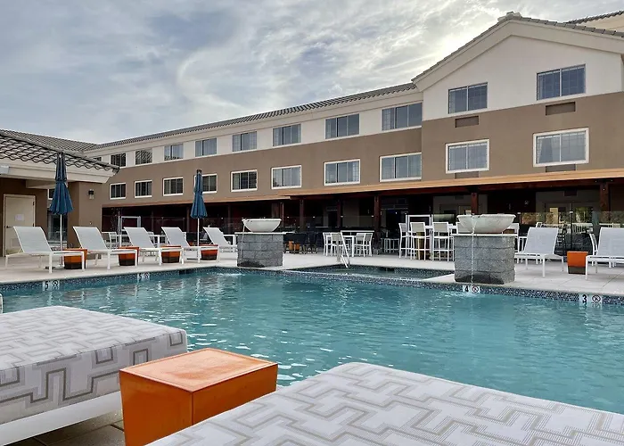 Aiden By Western North 3* Scottsdale