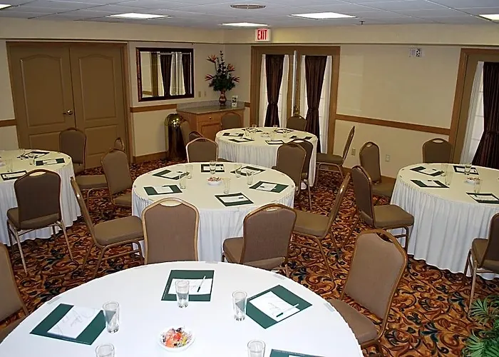Aiden By Western North Hotel 3*